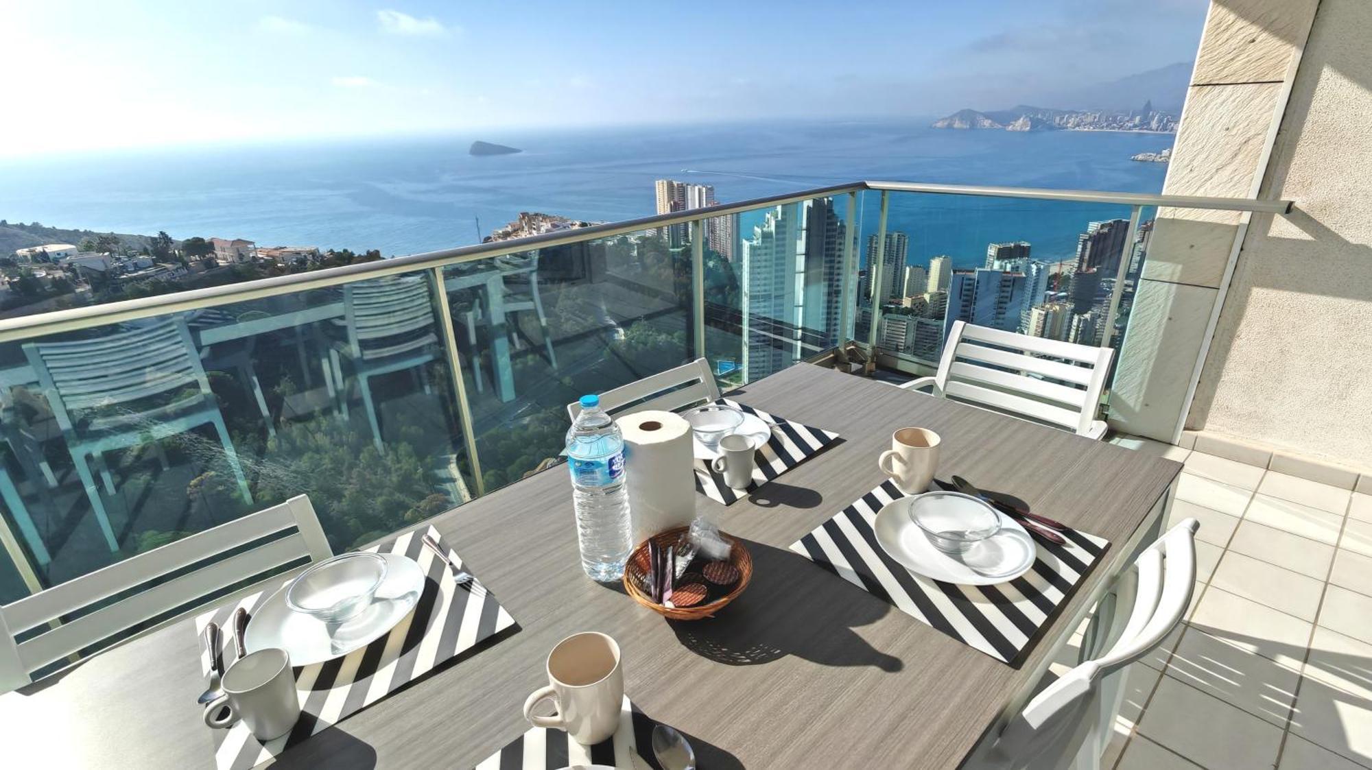 Skyline 39 Increibles Vistas Al Mar Desde La Terraza Privada En La Planta 39 Appartement *